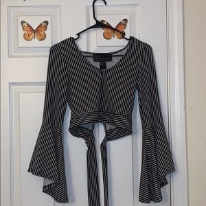 BLACK N WHITE STRIPPED CROP TOP